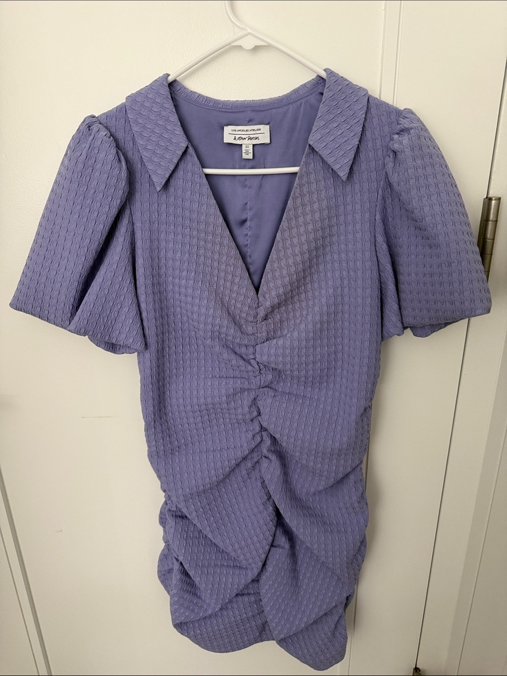 & Other Stories Rails Lavender Ruched V-Neck Textured Short-Sleeve Top